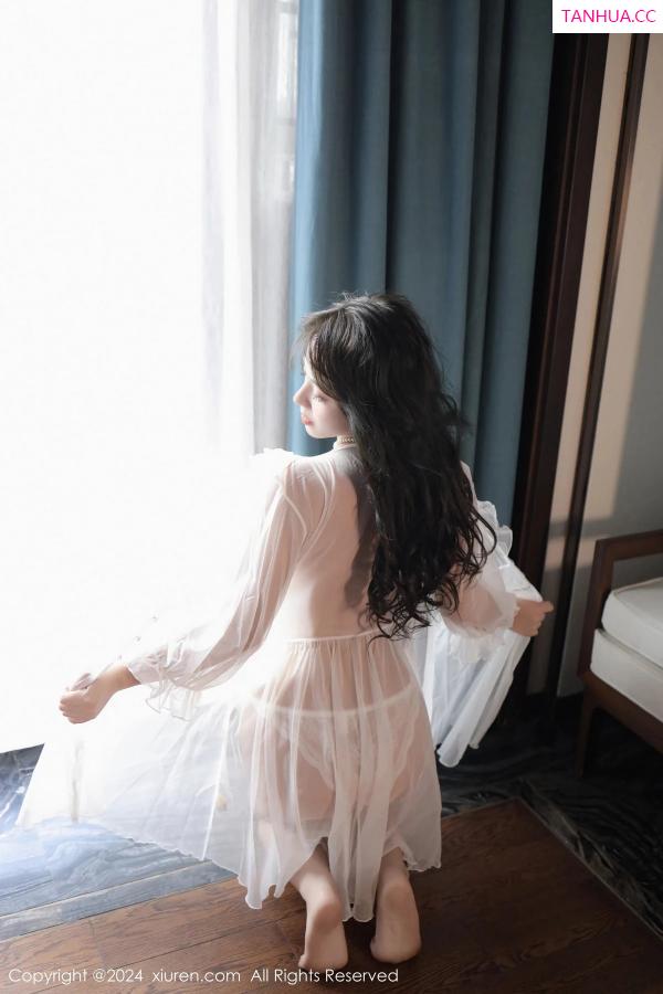   [XiuRen]高清写真图 2024.02.19 No.8106 沈思怡 妩媚美腿第49张图片